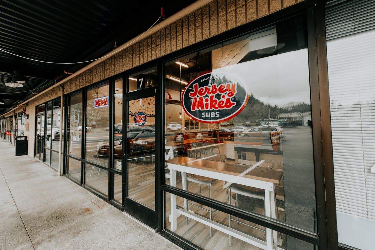 01.01_CPM_Jersey Mikes_7147