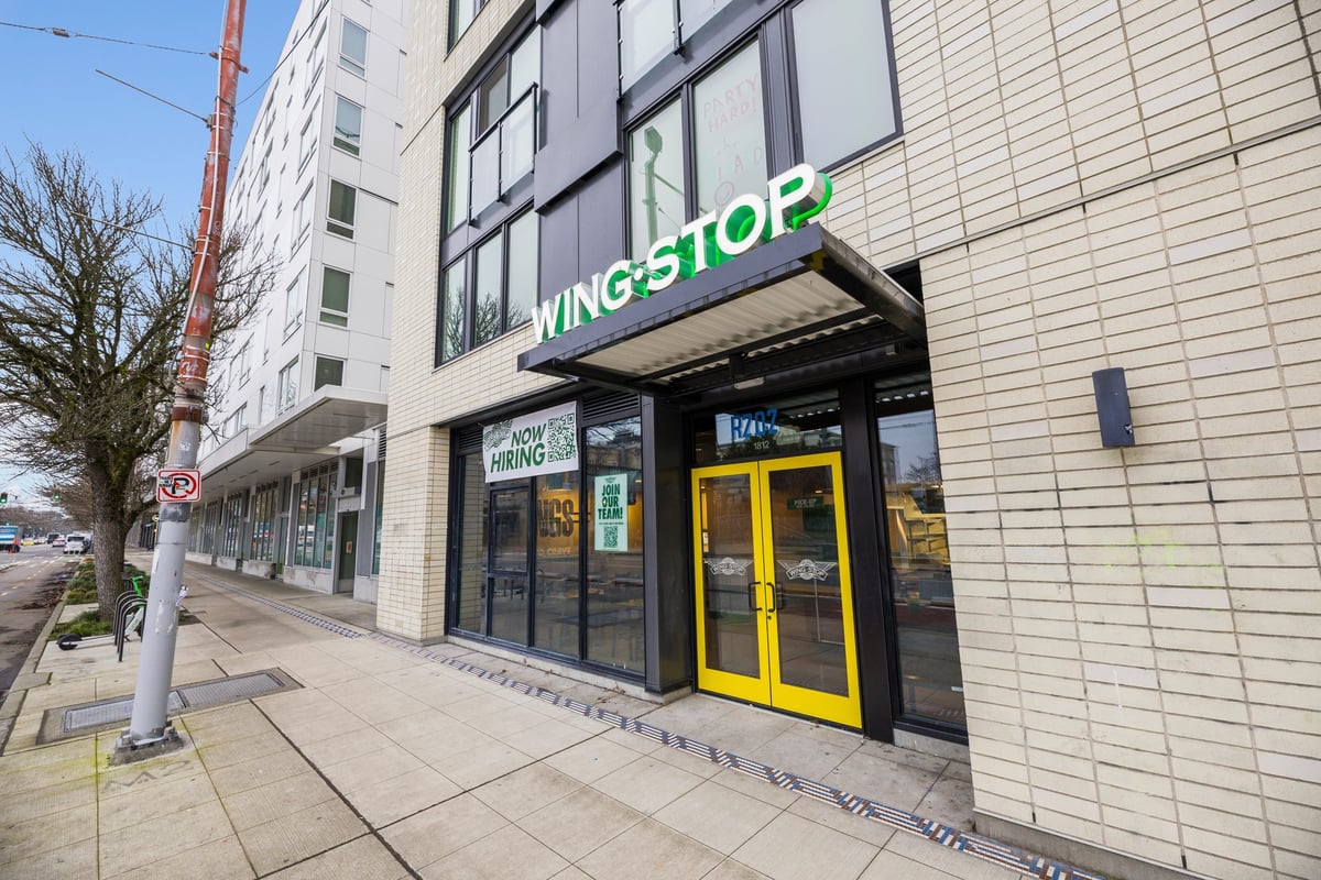 01.14_Wingstop-Seattle_2772-scaled