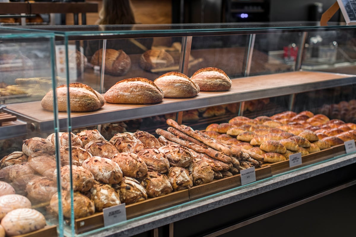 03.10.26_Bon Appetite Bakery Bellevue_2007