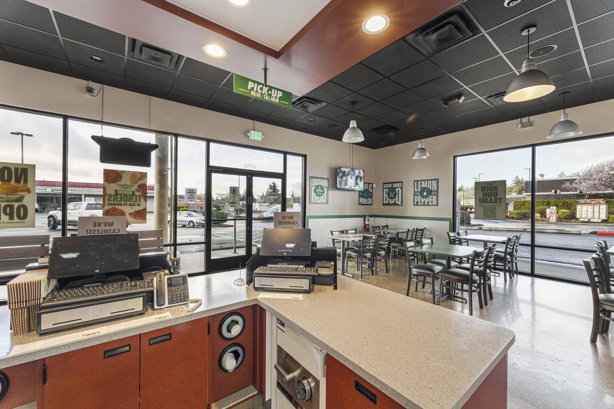 03.13.25_Wingstop-Burien_3847-scaled-1