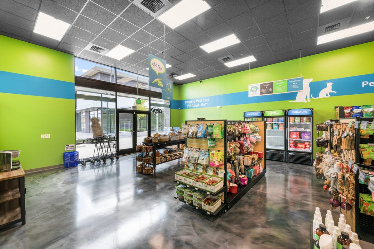 04.22.24_Pet-Evolution-Shoreline_1052-scaled