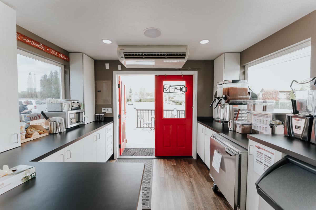 05.01_CPM_Airfield Espresso_4412