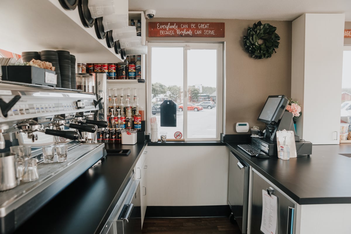 05.01_CPM_Airfield Espresso_4436