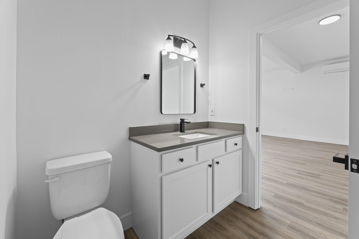 06.10.24_San-Juan-Apts-Live-Work_2089-scaled