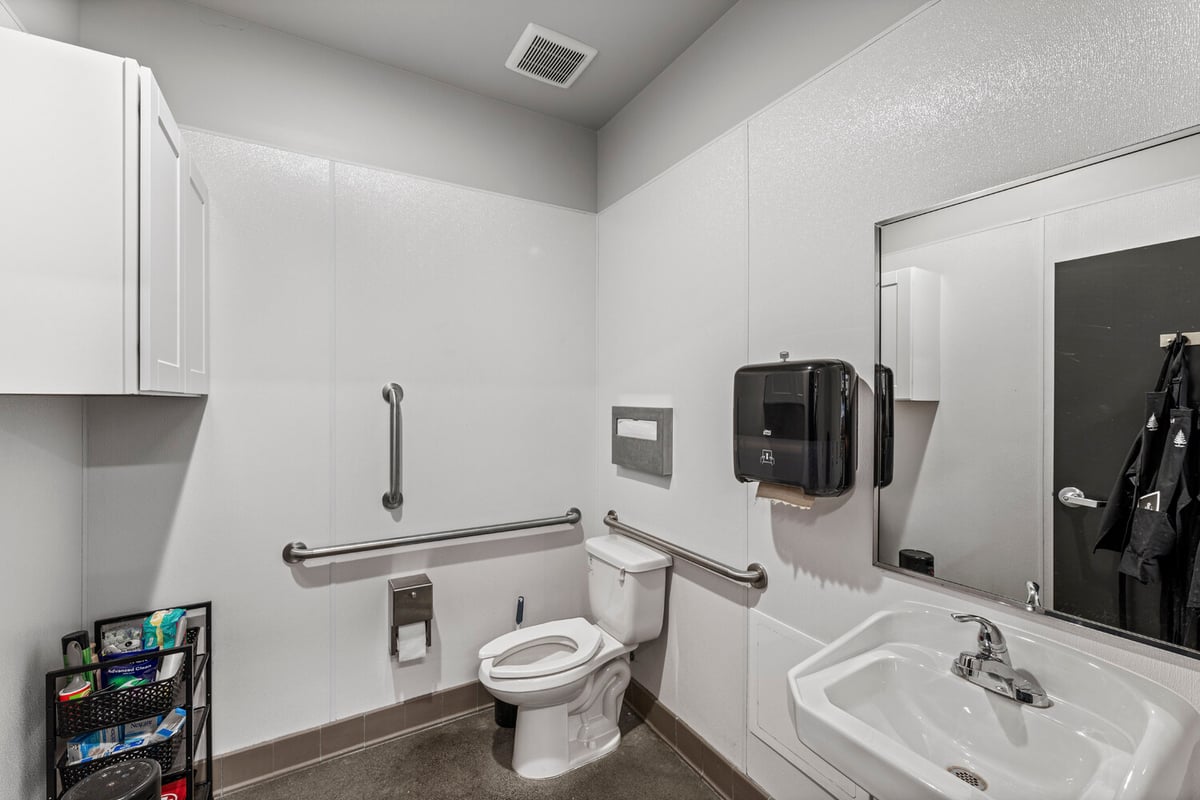 06.20.24_Woods Coffee Everett_2346-1