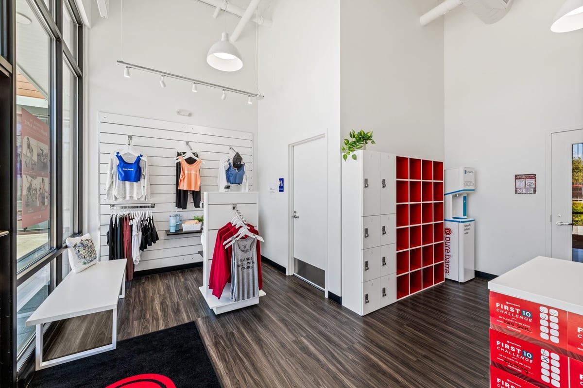 06.25.24_Pure-Barre-Shoreline_2687-scaled