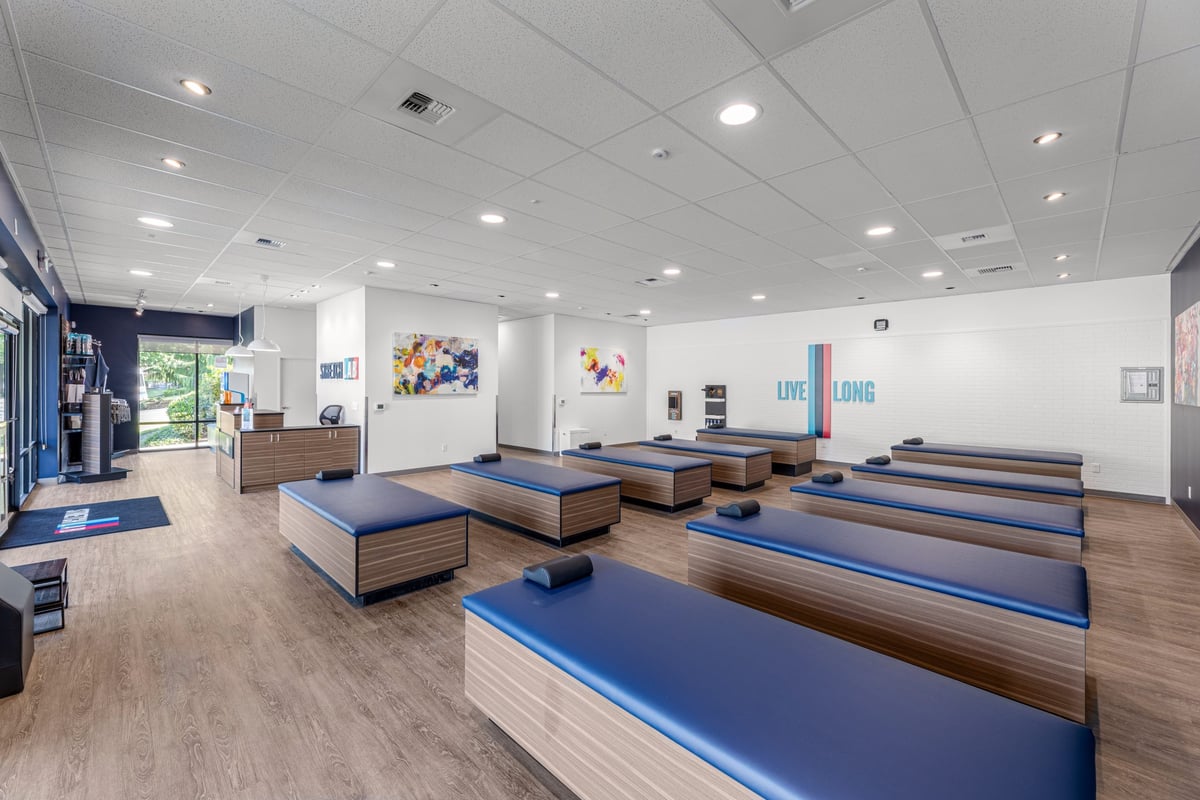 07.18_StretchLab-Bellevue_2736-scaled