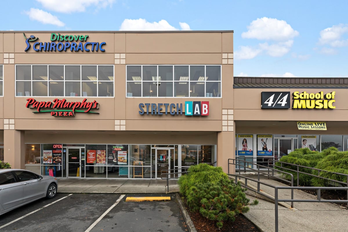 09.29.23_StretchLab-Bothell_8679-2-scaled