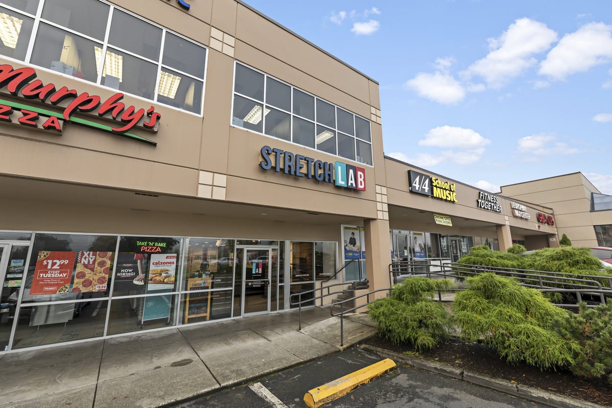 09.29.23_StretchLab-Bothell_8681-scaled
