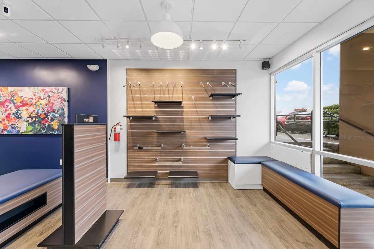 09.29.23_StretchLab-Bothell_8722-scaled