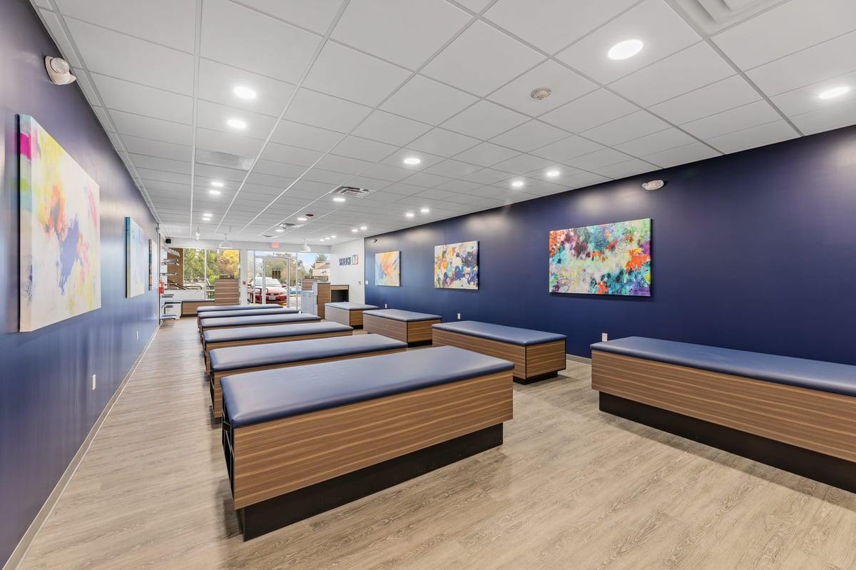 09.29.23_StretchLab-Bothell_8731-scaled