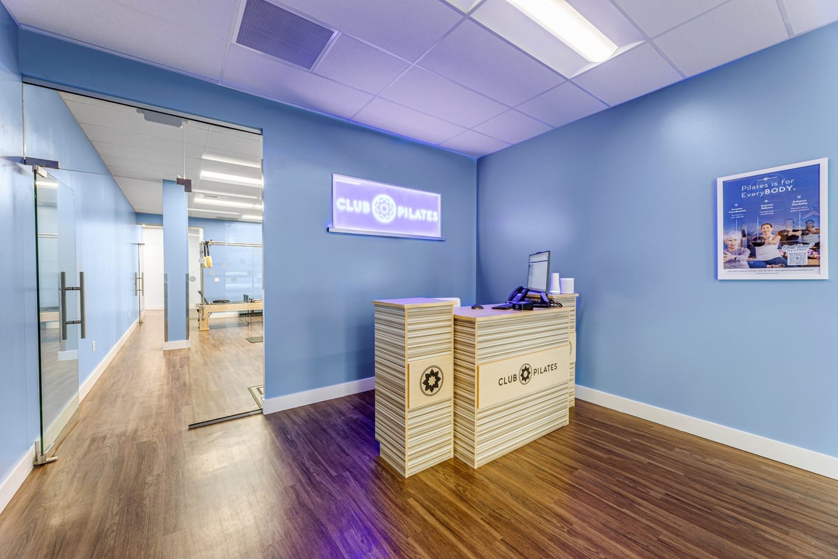 10.17.24_Club-Pilates-Edmonds_4824-scaled