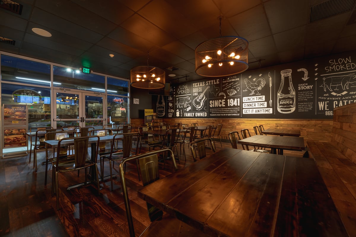 10.20_Dickeys BBQ Pit--10