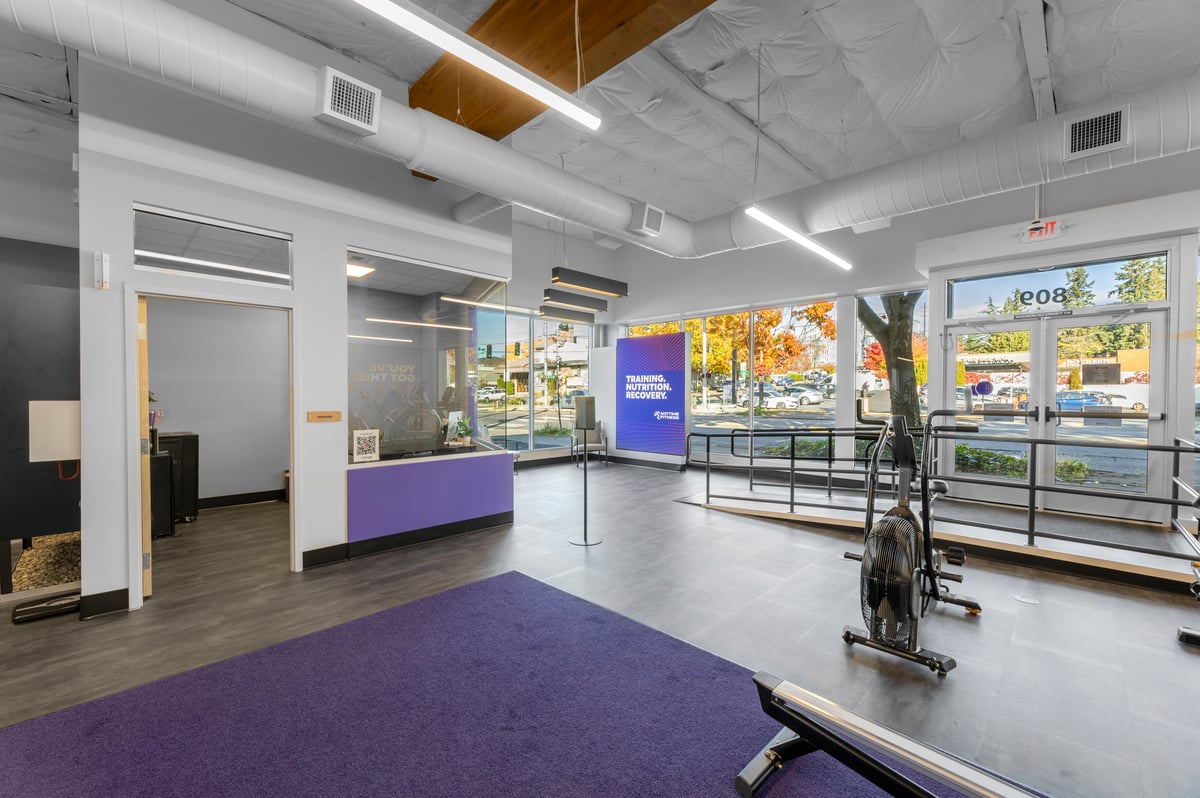 10.21.25_Anytime Fitness Northgate_9338