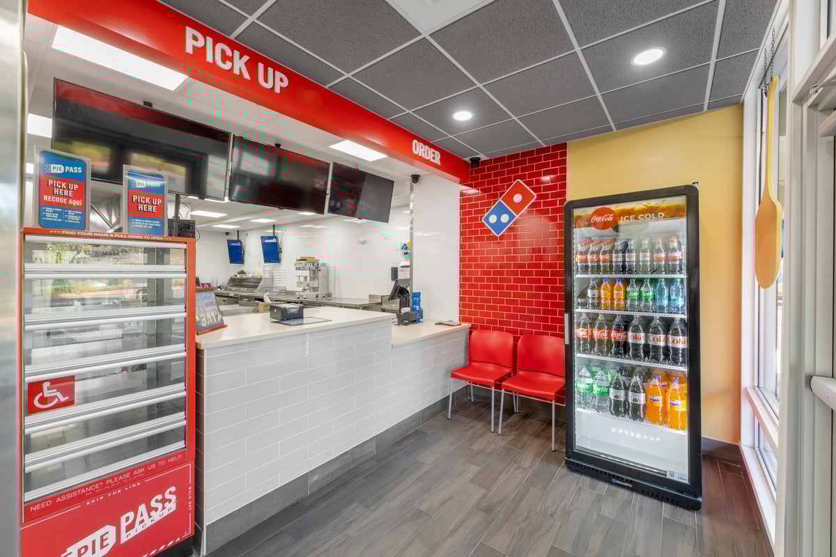 10.21.25_Dominos Shoreline_9164