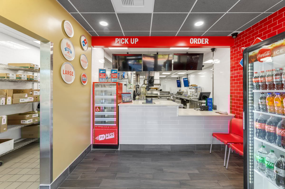 10.21.25_Dominos Shoreline_9230