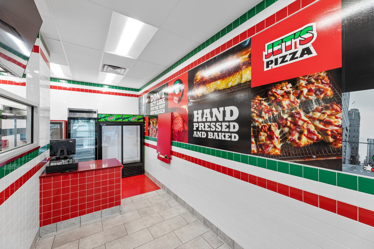 12.13.23_Jets Pizza_2606
