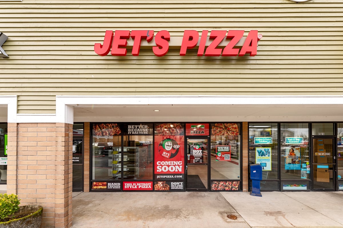 12.13.23_Jets Pizza_2747